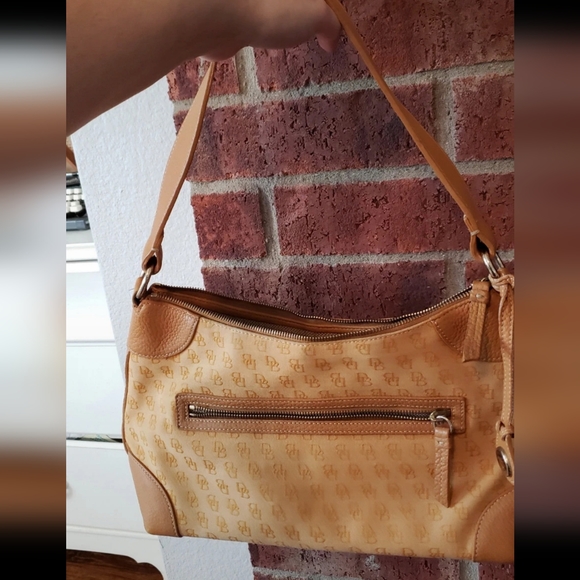 Dooney & Bourke Pebbled Leather trim and Fabric Body Y2K Satchel Purse GUC - Picture 3 of 9